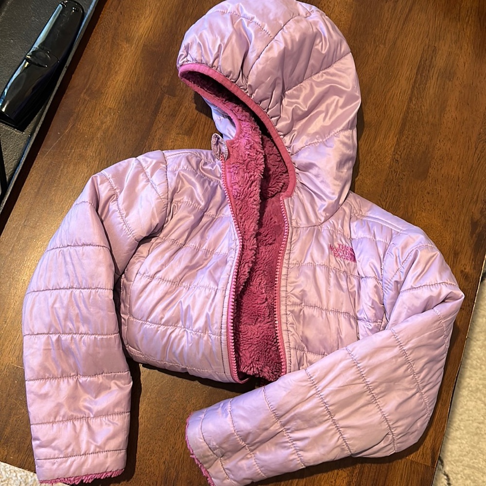 Girls 5/6 lilac north face Sherpa coat